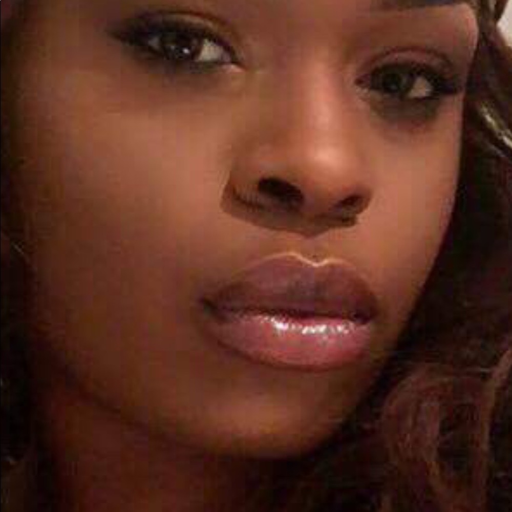 Meet your Posher, Delice